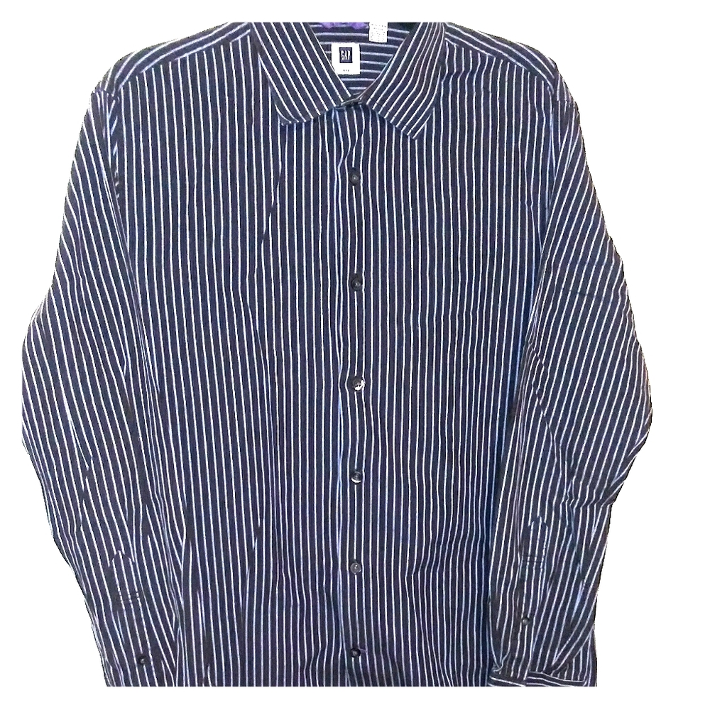 GAP button down